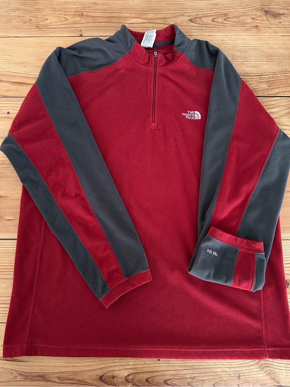 The North Face Men's Red and Gray Lightweight Fleece Shirt Jacket